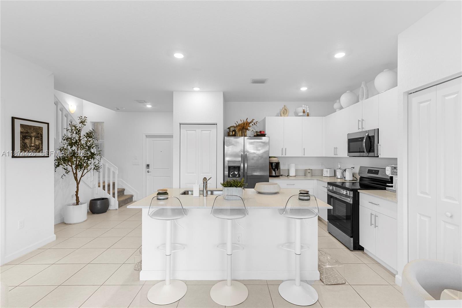 WINDSOR SQUARE - Residential