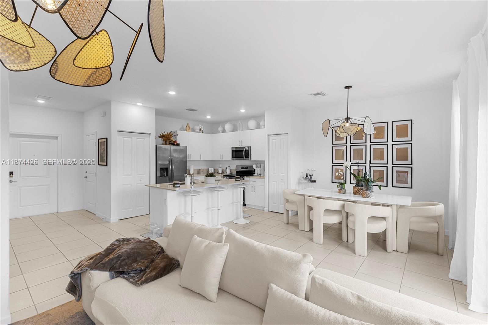 WINDSOR SQUARE - Residential