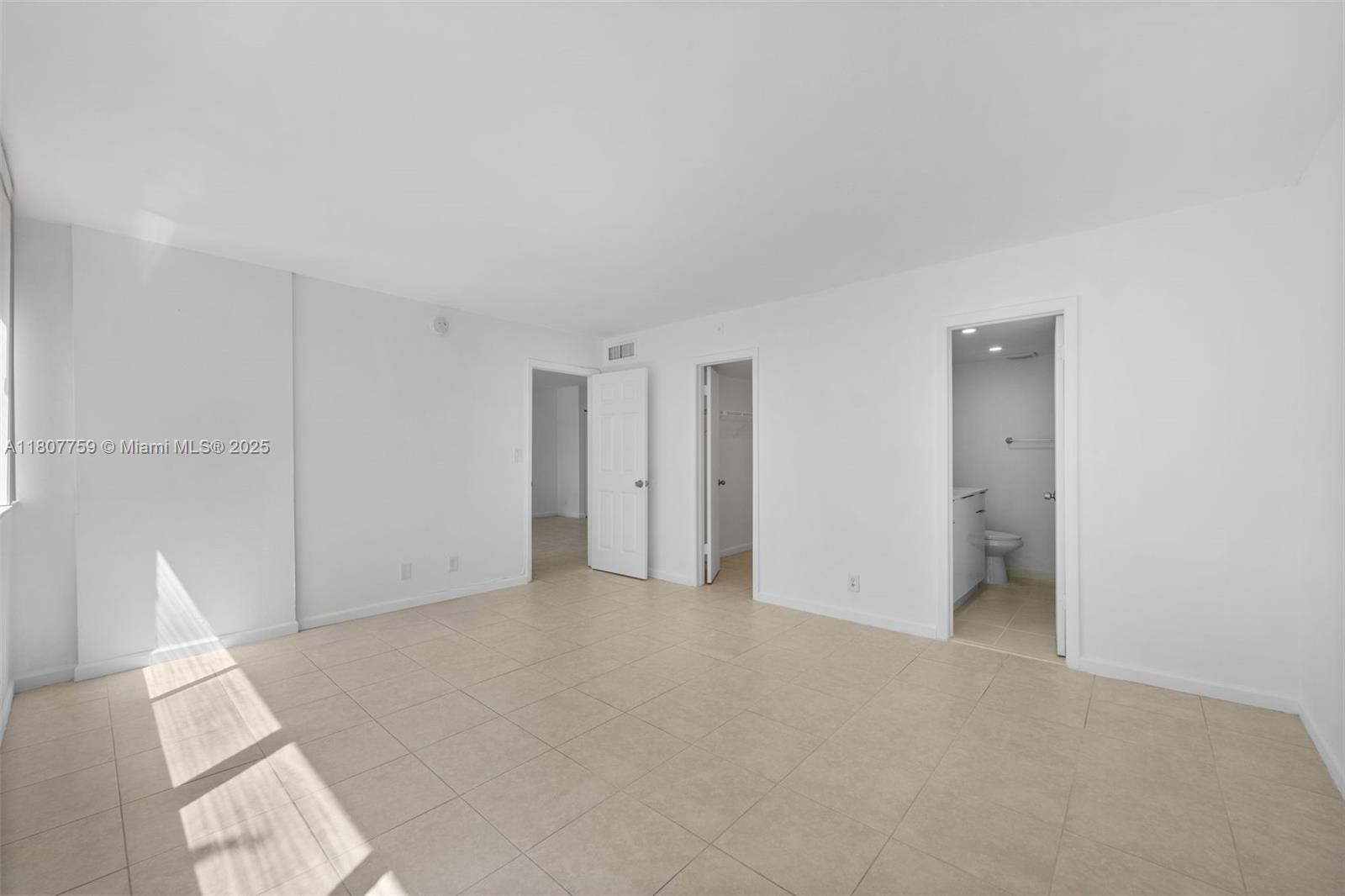 INVERRARY GARDENS CONDO I - Residential