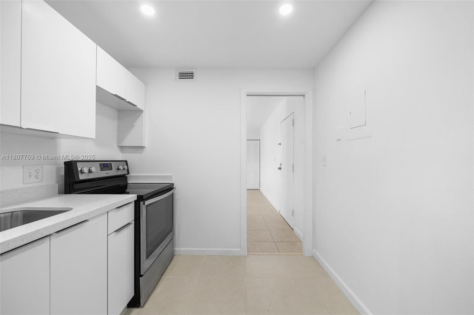 INVERRARY GARDENS CONDO I - Residential