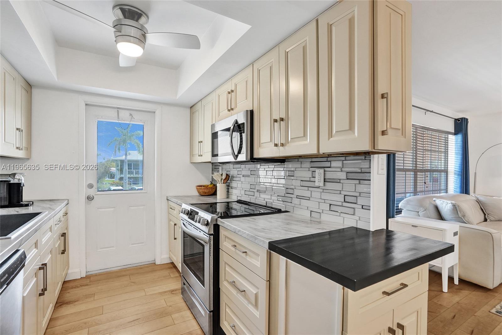 CYPRESS ISLAND 3 CO-OP - Residential