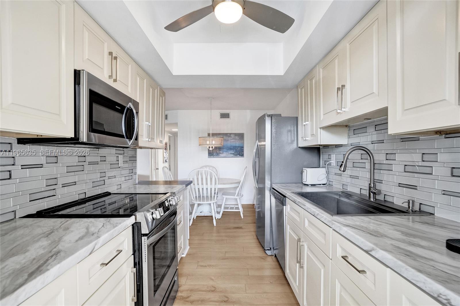 CYPRESS ISLAND 3 CO-OP - Residential