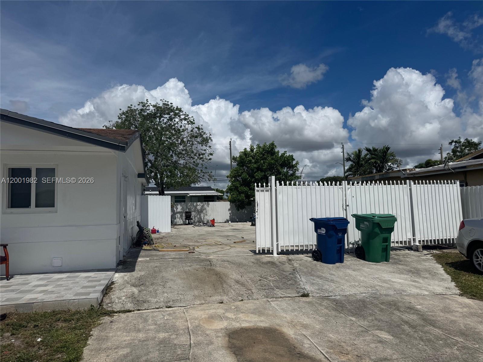 CAROL CITY GDNS 1ST ADDN - Residential Lease
