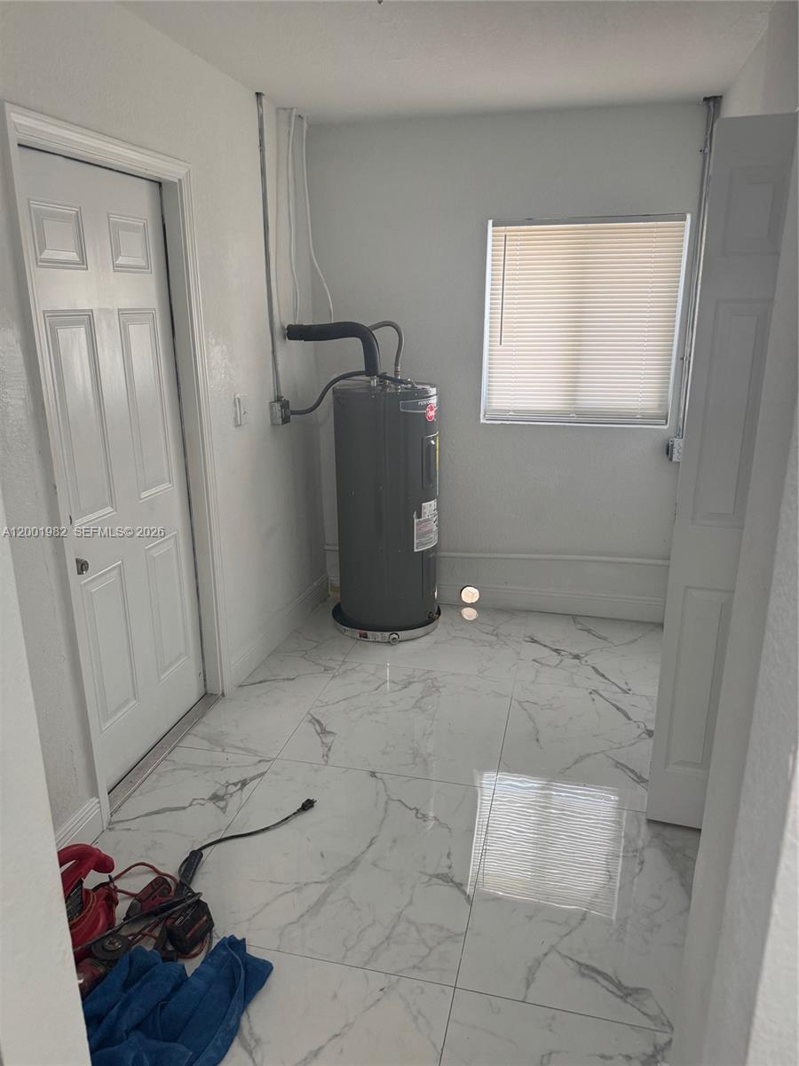 CAROL CITY GDNS 1ST ADDN - Residential Lease