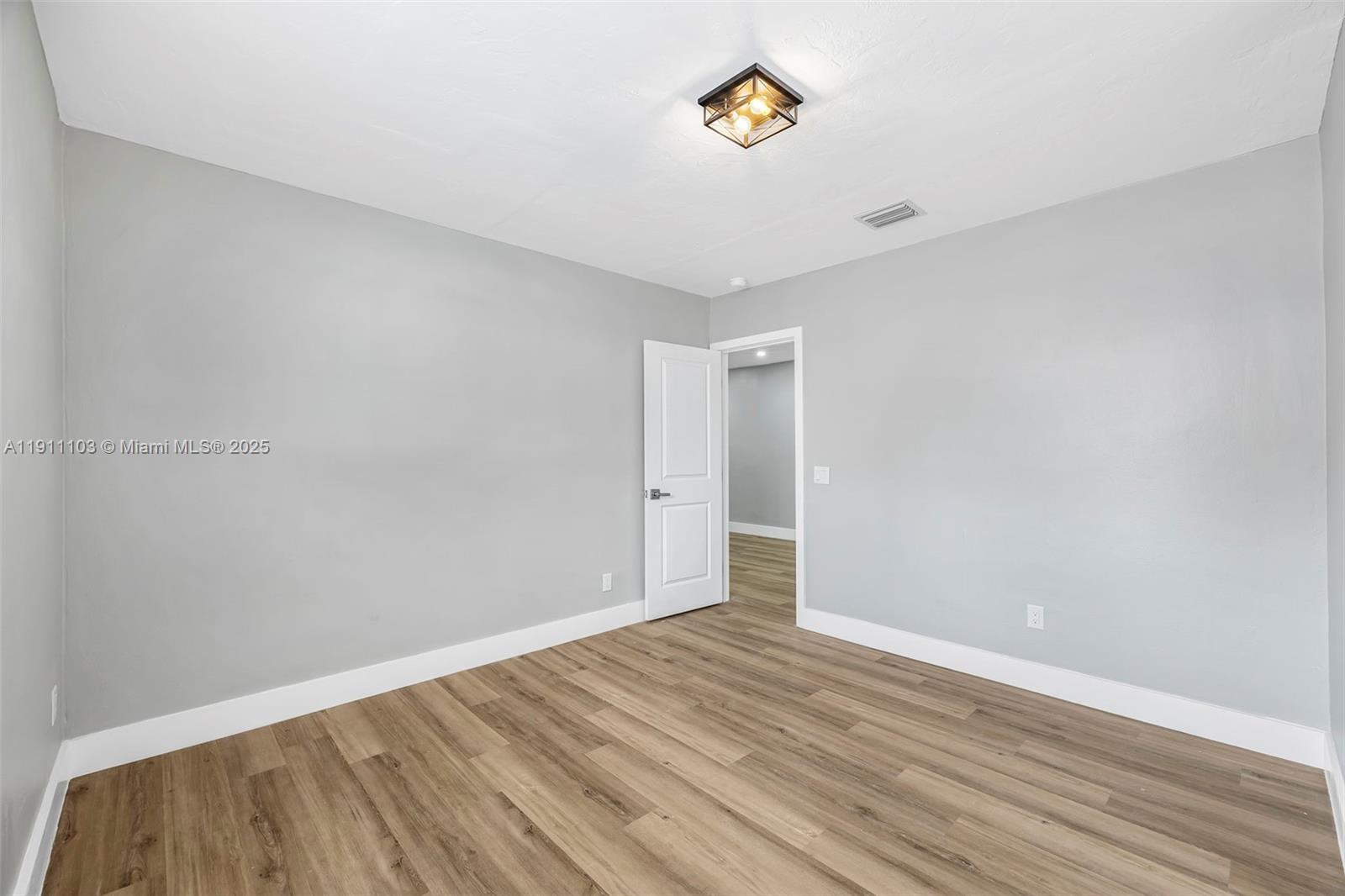 BIRD RD HIGHLANDS - Residential Income