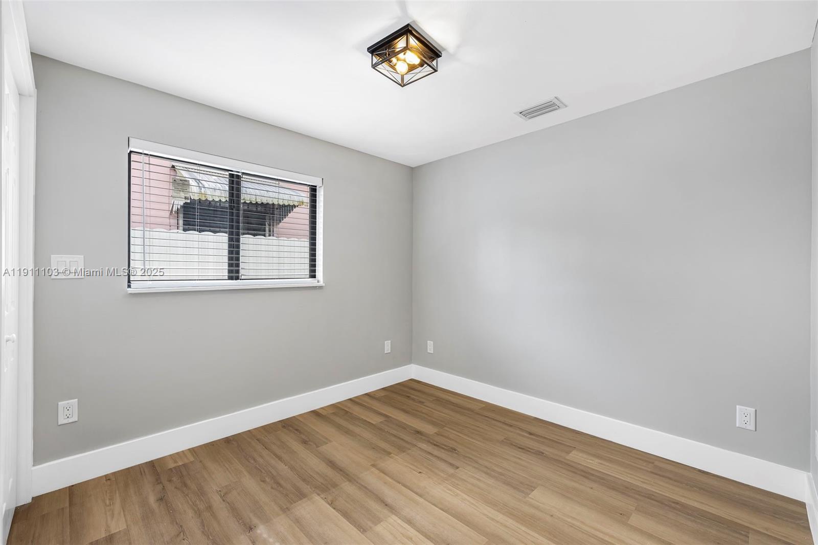 BIRD RD HIGHLANDS - Residential Income