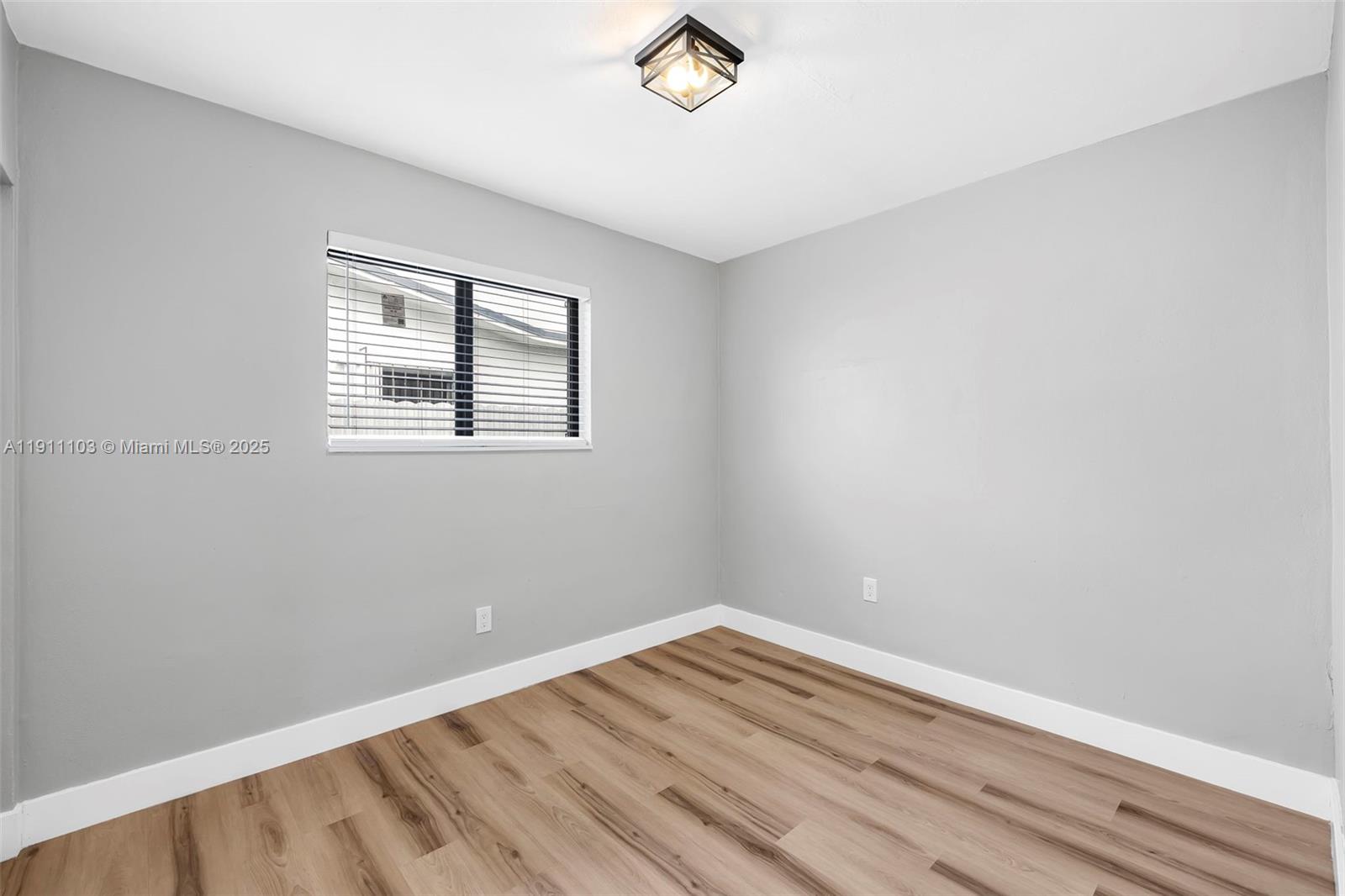 BIRD RD HIGHLANDS - Residential Income