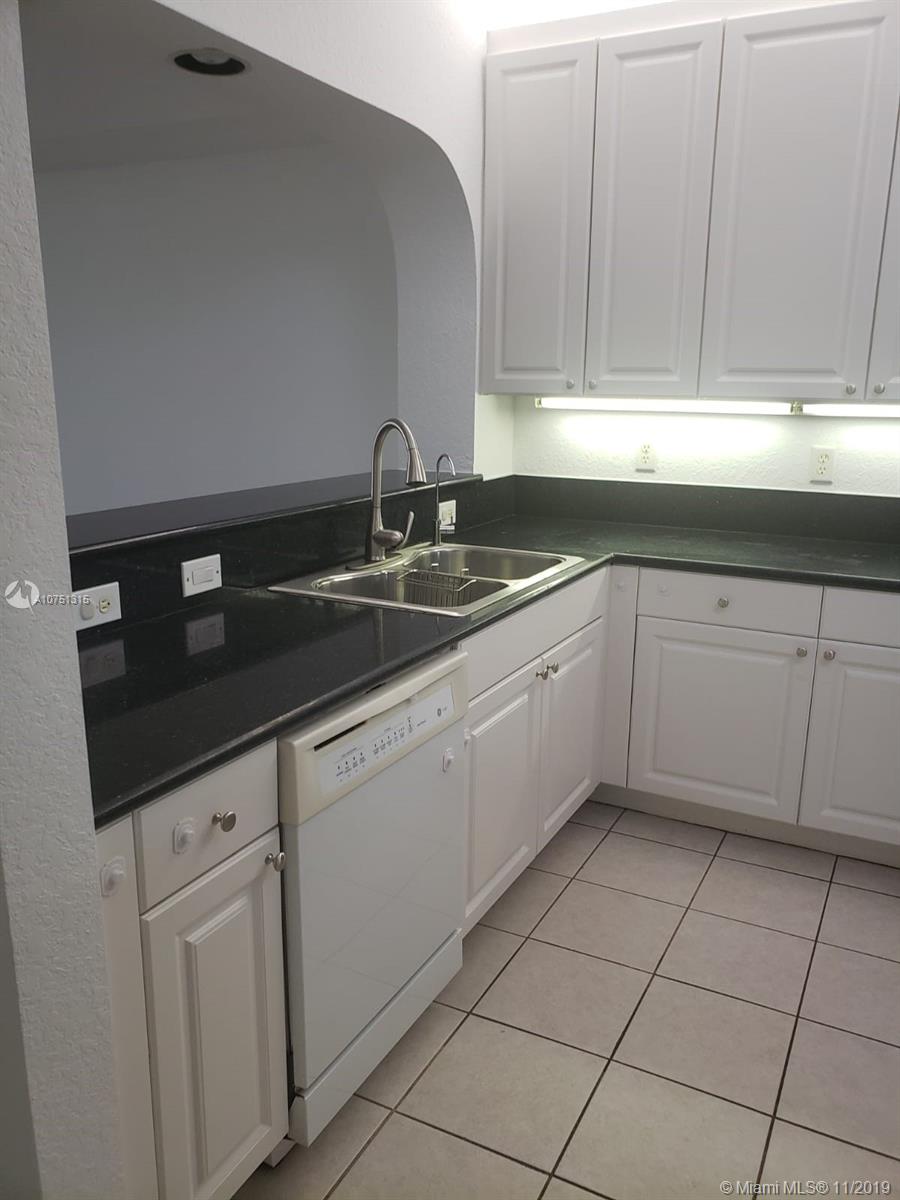 CAPTIVA CONDO E - Residential Lease