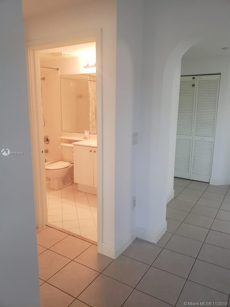 CAPTIVA CONDO E - Residential Lease