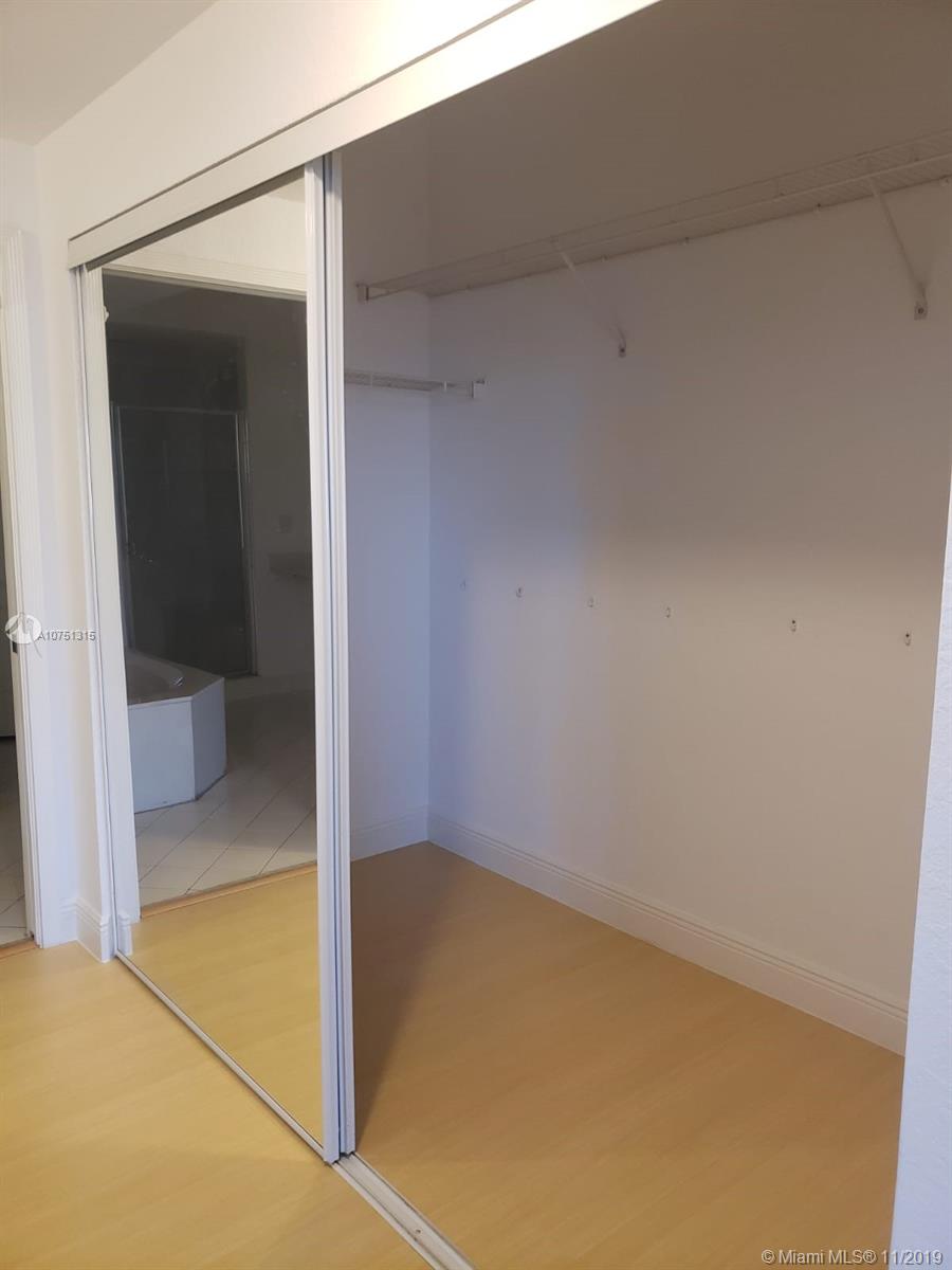 CAPTIVA CONDO E - Residential Lease