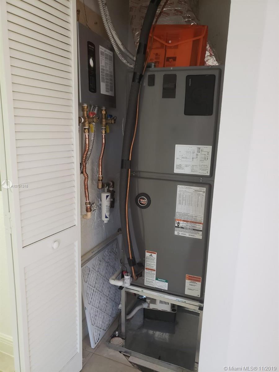 CAPTIVA CONDO E - Residential Lease