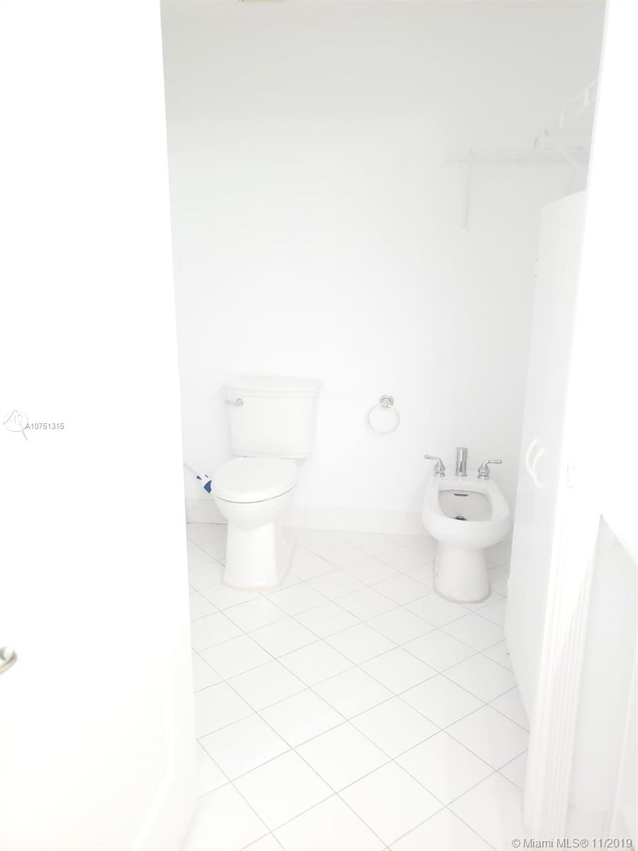 CAPTIVA CONDO E - Residential Lease