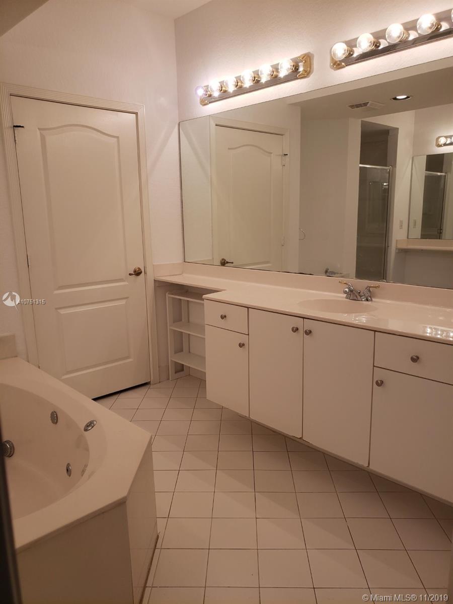 CAPTIVA CONDO E - Residential Lease