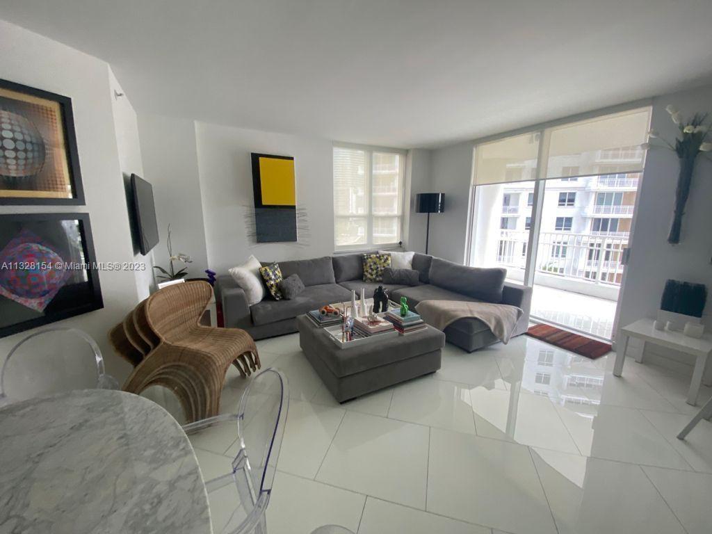 FULLY REMODELED CORNER UNIT IN THE COURVOISIER COURT LOCATED IN THE PRESTIGIOUS BRICKELL KEY. THE APARTMENT HAS A LARGE BALCONY, SWEEPING VIEWS OF BRICKELL AVENUE WITH 2 BEDS, 2.5 BATHS, OCEAN VIEWS AND OPEN LAYOUT, 1230 APPROX SQFT. ONE OF THE BEST LOCATION WITHIN THE EXCLUSIVE ISLAND. MINIMALIST FURNISHED WITH IMPECCABLE FINISHES. PORCELAINE FLOOR THE STRUCTURE DESIGNED FOR COMFORT STRUCTURE PRIVACY NEAR BY MANY ATTRACTION TO WHAT THE BRICKELL MIAMI AREA HAS TO OFFER, 15 MINUTES DRIVE TO THE INTERNATIONAL AIRPORT AND SOUTH BEACH. 2 ASSIGNED PARKING SPACES INSIDE, 1 STORAGE, UNLIMITED VALET. 24/7 SECURITY GUARD. COURVOISIER OFFERS 5 STAR AMENITIES INCLUDING SPACIOUS GYM WITH BRAND NEW EQUIPMENT, INDOORS SQUASH COURTS, 24/7 CONCIERGE, VALET SERVICE AND AMAZING POOL AREA WITH WATER VIEWS.
