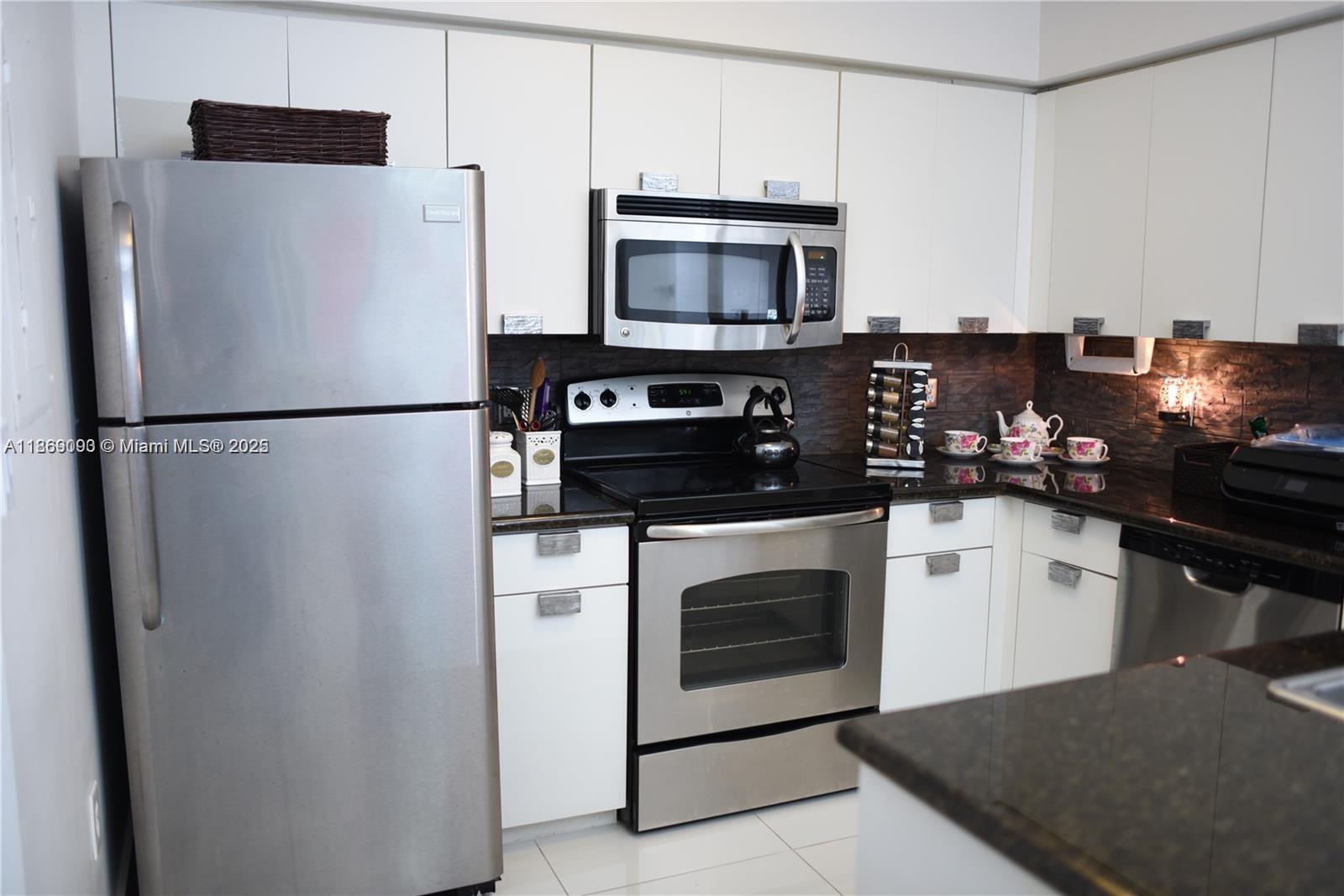 ENCLAVE AT DORAL CONDO NO - Residential