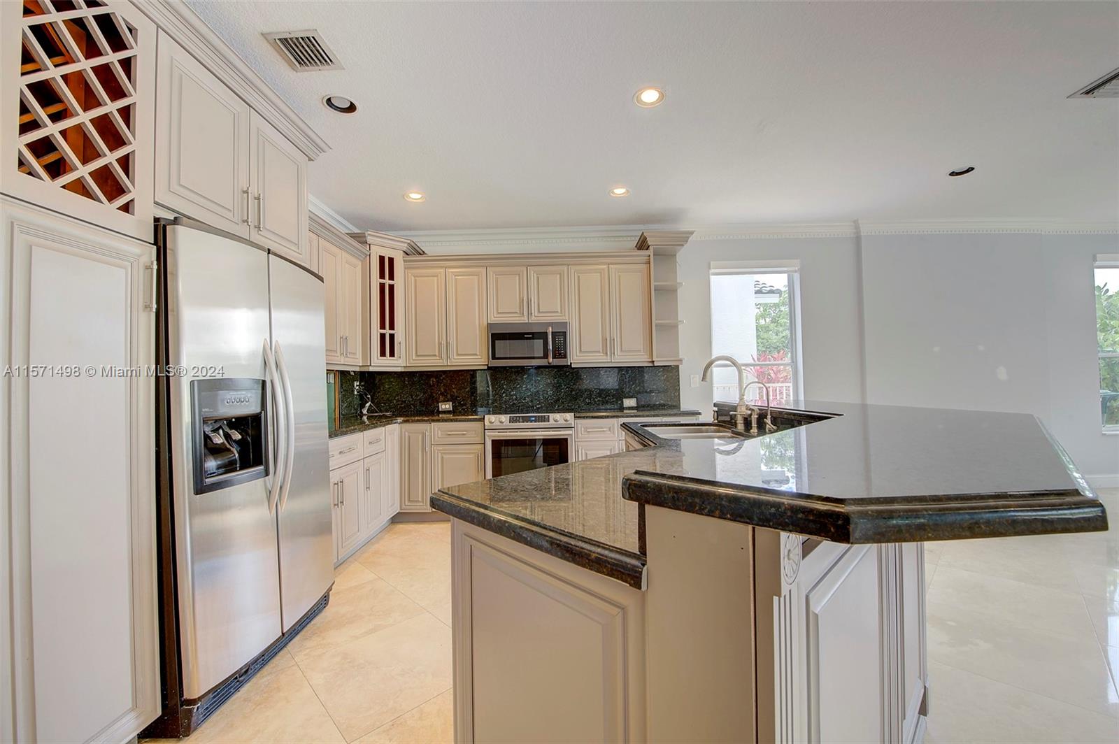 SILVER SHORES (PARCELS H - Residential Lease