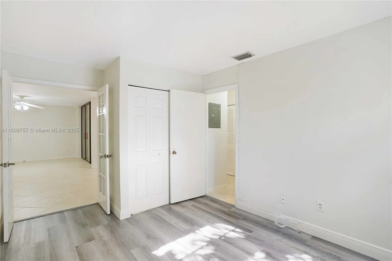 Aventura, Florida 33180, United States, 3 Bedrooms Bedrooms, ,2 BathroomsBathrooms,Residential,Active,136515