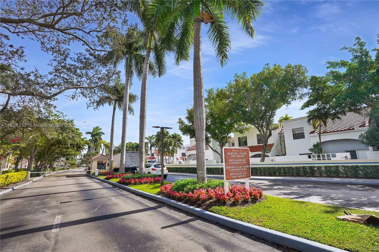 Aventura, Florida 33180, United States, 3 Bedrooms Bedrooms, ,2 BathroomsBathrooms,Residential,Active,136515