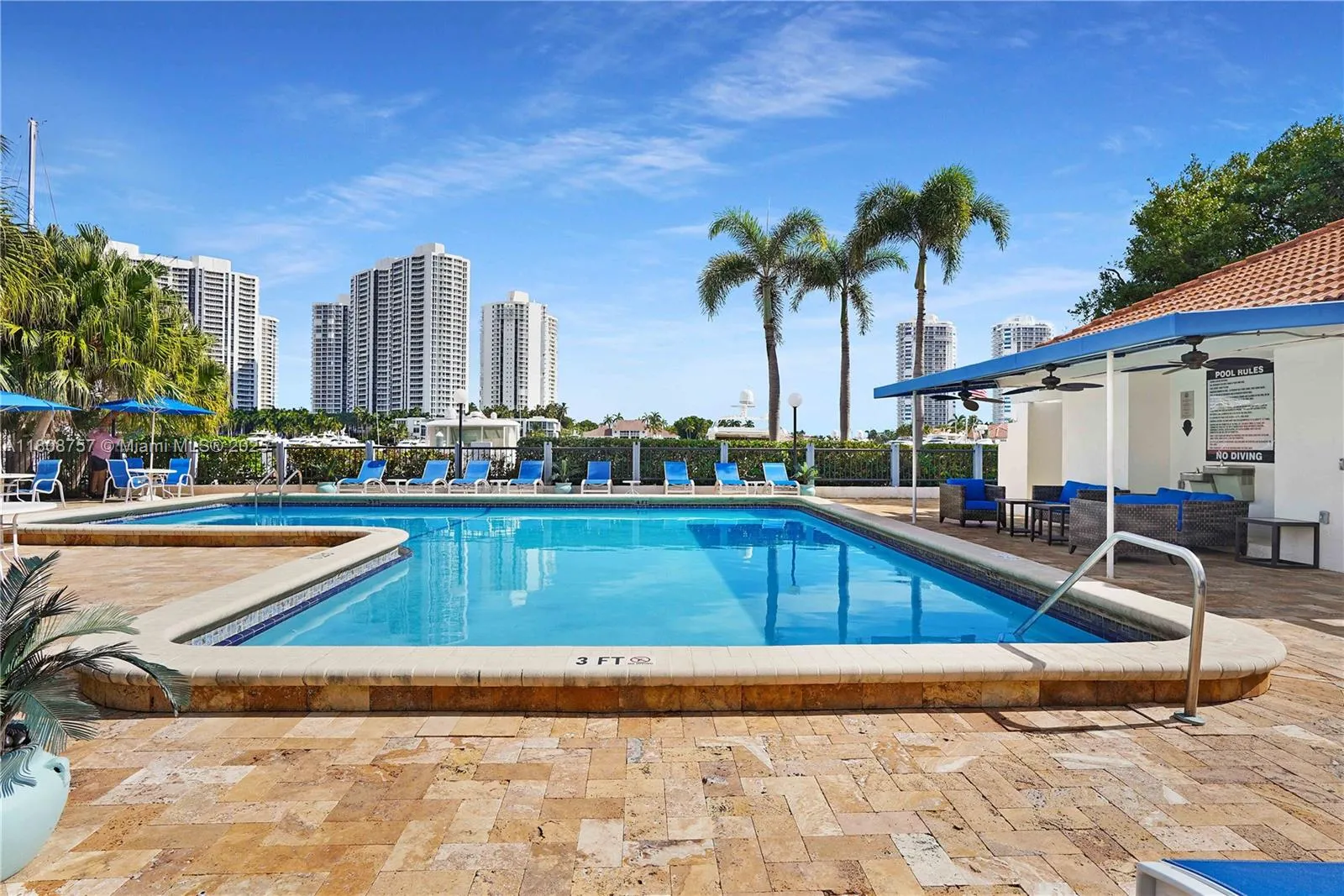 Aventura, Florida 33180, United States, 3 Bedrooms Bedrooms, ,2 BathroomsBathrooms,Residential,Active,136515