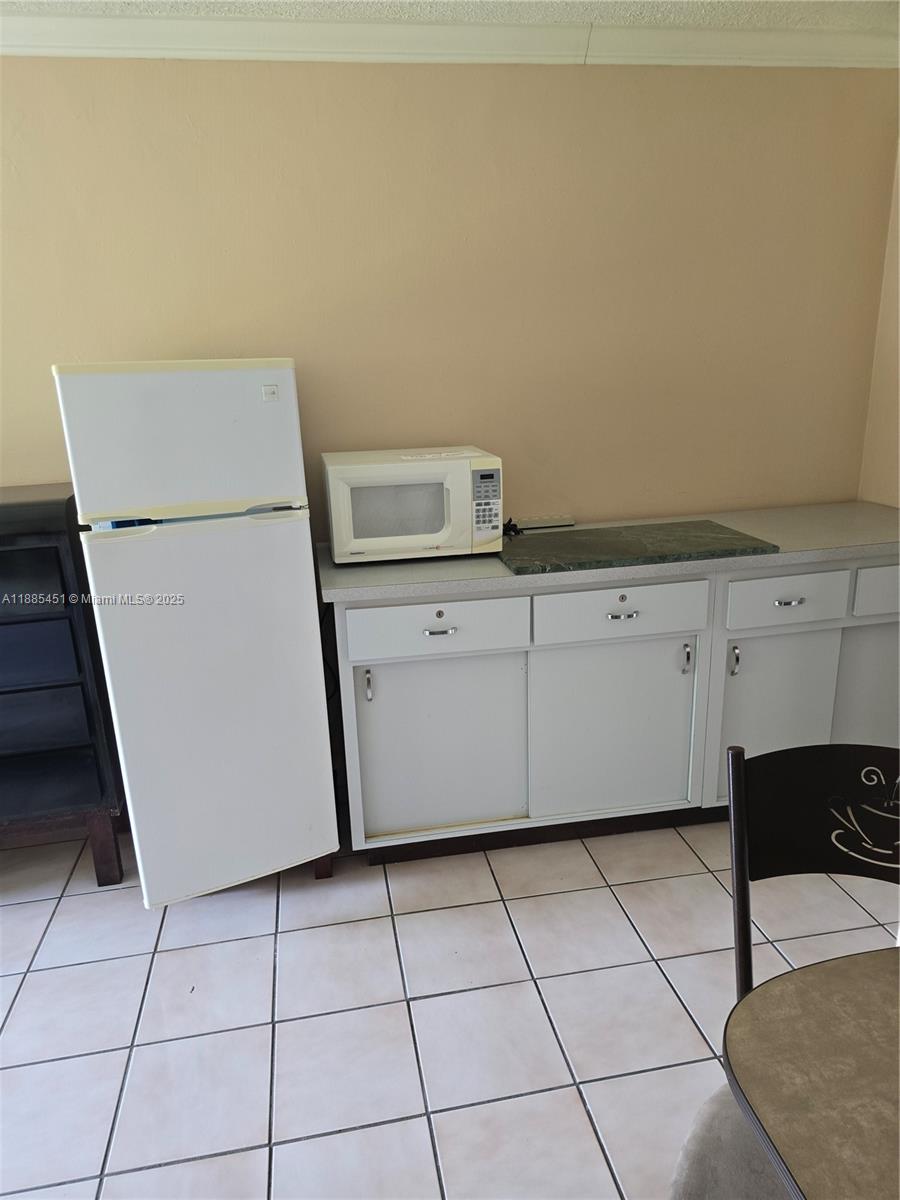 ANDERSON VILLAS - Residential Lease