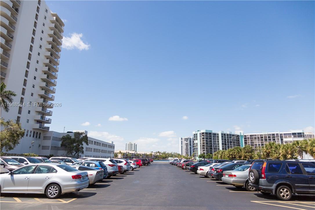 SEA AIR TOWERS CONDO - Residential Lease