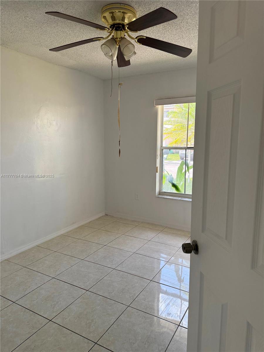 BISCAYNE POINT SOUTH - Residential