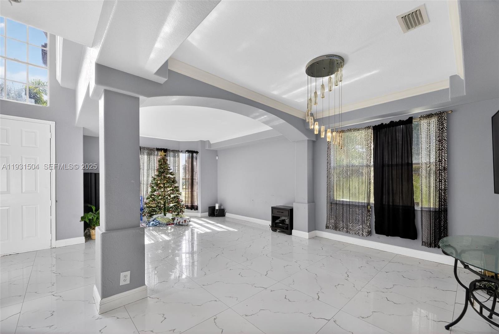 36-42-40~ S 242.9 FT OF N - Residential