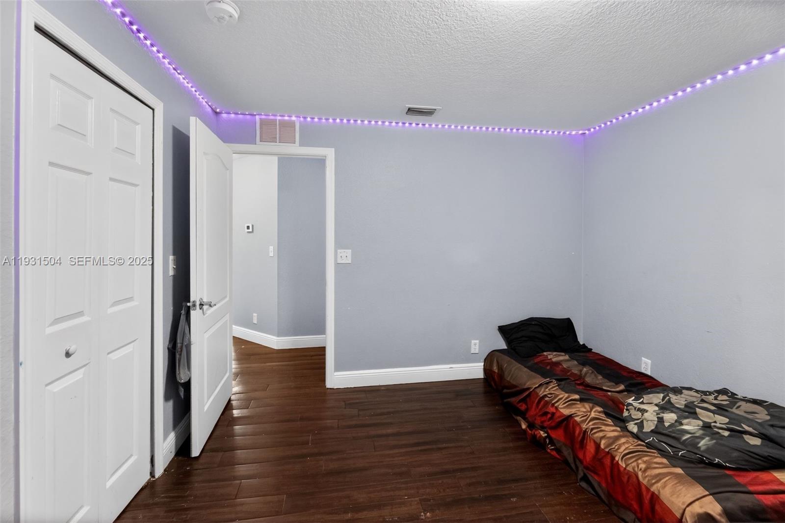 36-42-40~ S 242.9 FT OF N - Residential