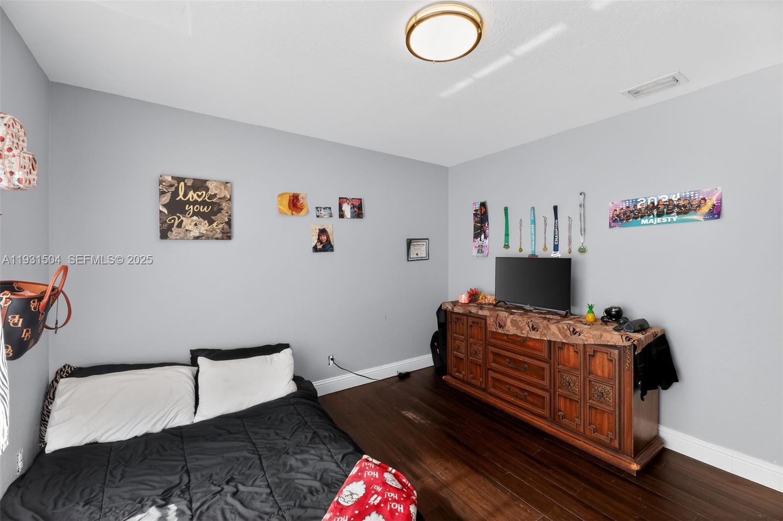 36-42-40~ S 242.9 FT OF N - Residential