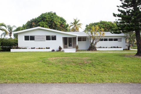 Single Family Residence in Miami FL 9040 125th Ter Ter.jpg