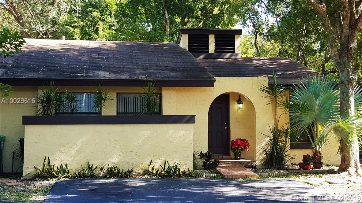 Beautiful CORNER Townhouse/Villa in the very sought after Woodgate neighborhood in Kendall. This is UPDATED home with 3 bedrooms, 2 baths, and a large wraparound patio for outdoor entertainment. Very well maintained with ample closet space and desirable 1 story floor plan. All appliances are included, including a washer and dryer inside the home for your convenience! Home is tenant occupied.
