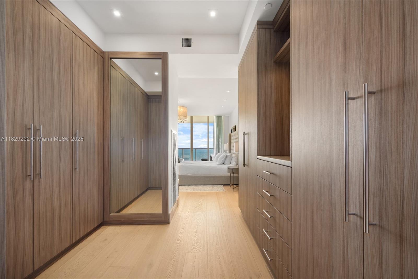 BAL HARBOUR CENTER CONDO - Residential