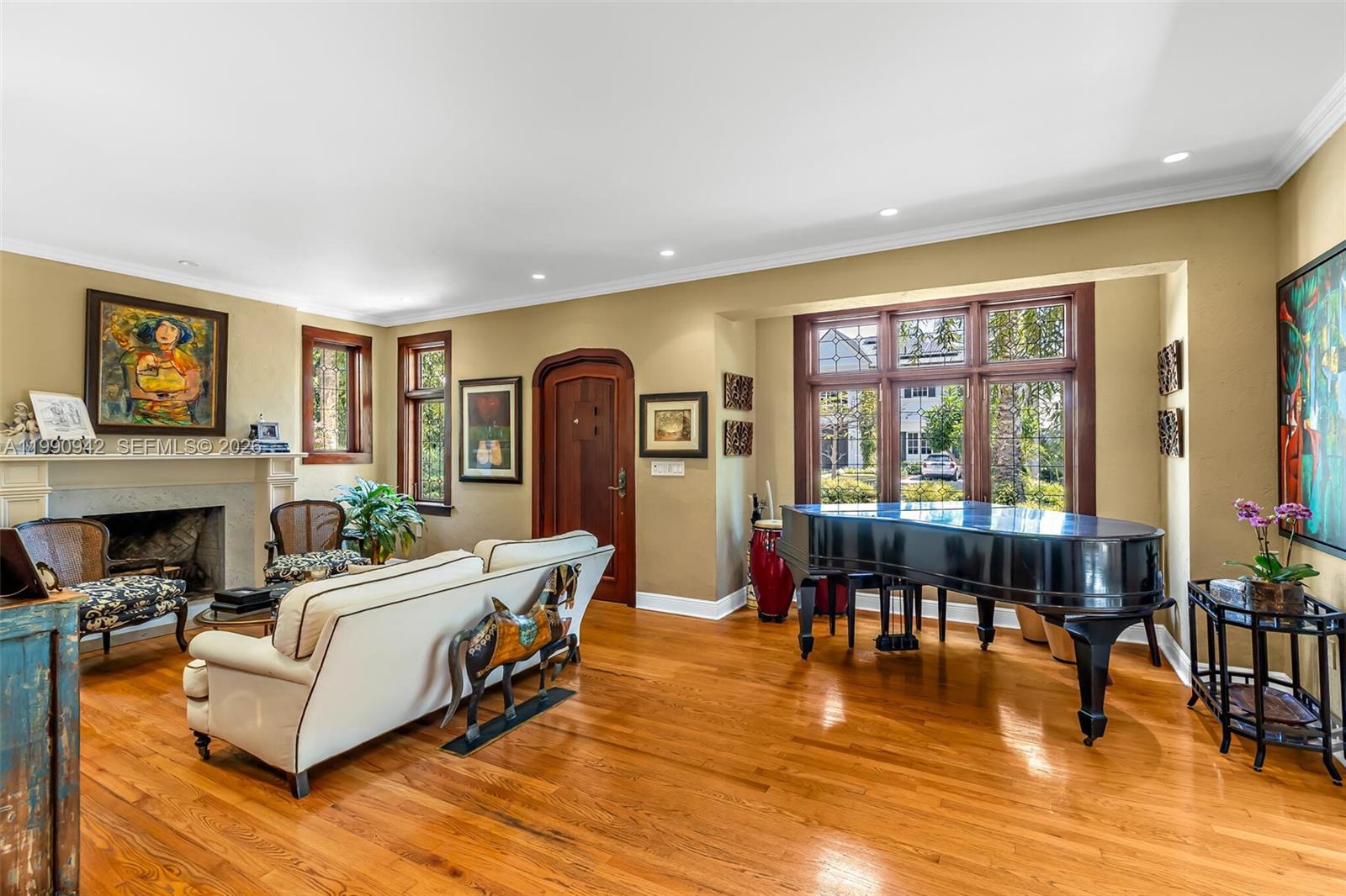 THE MOORINGS - Residential