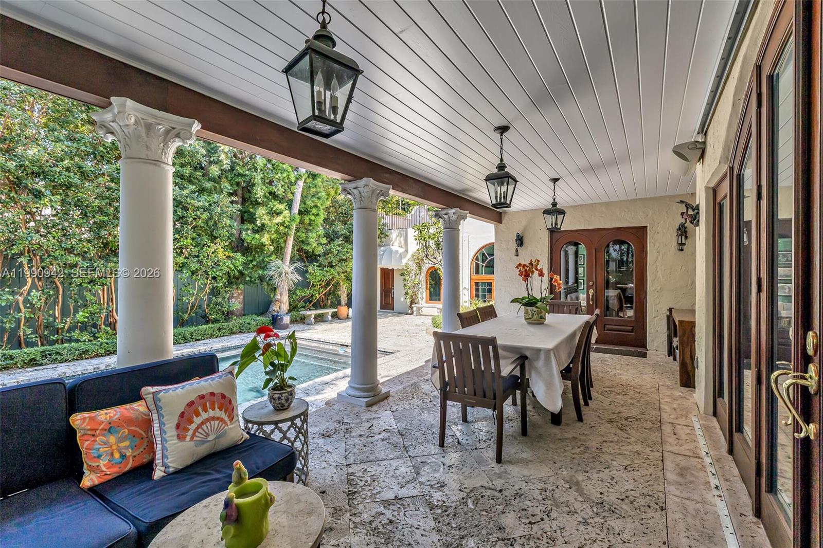 THE MOORINGS - Residential