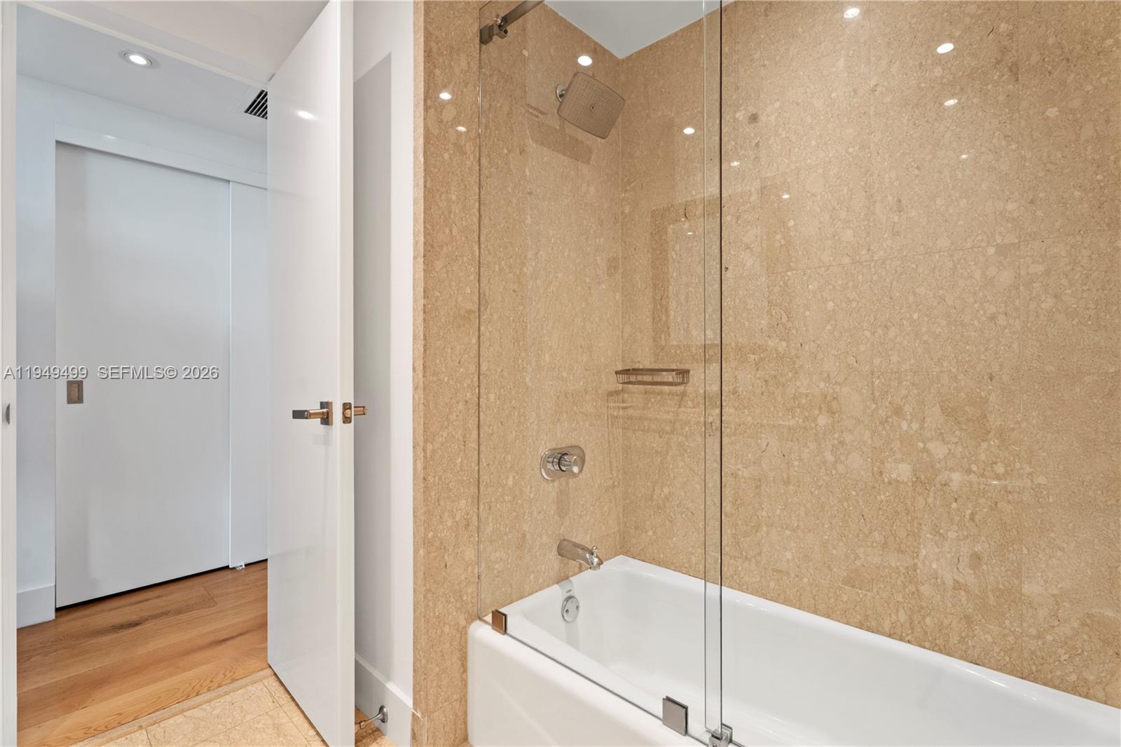 SANTA MARIA CONDO - Residential