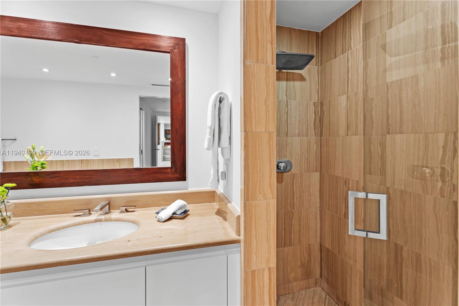 SANTA MARIA CONDO - Residential