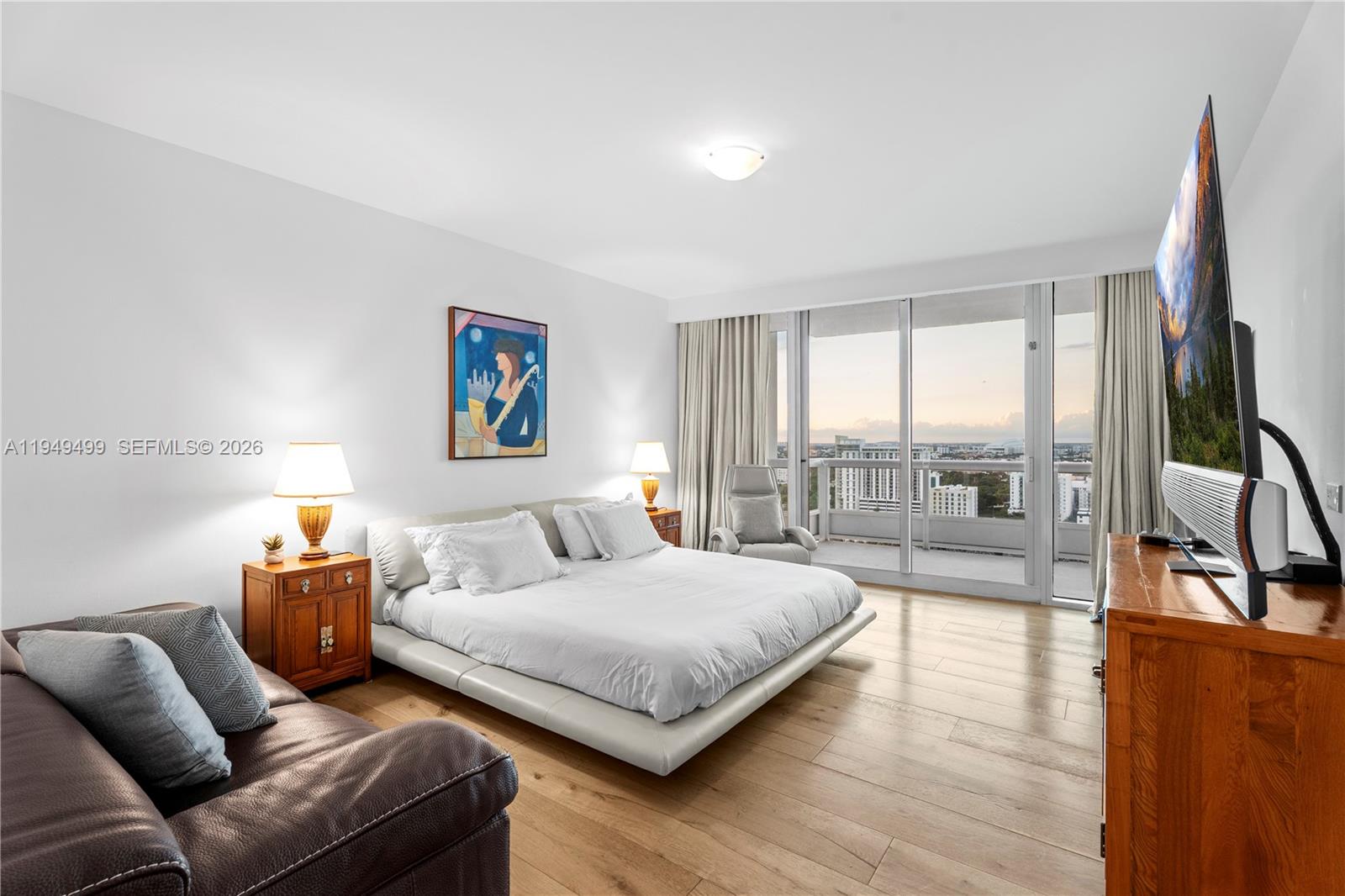 SANTA MARIA CONDO - Residential