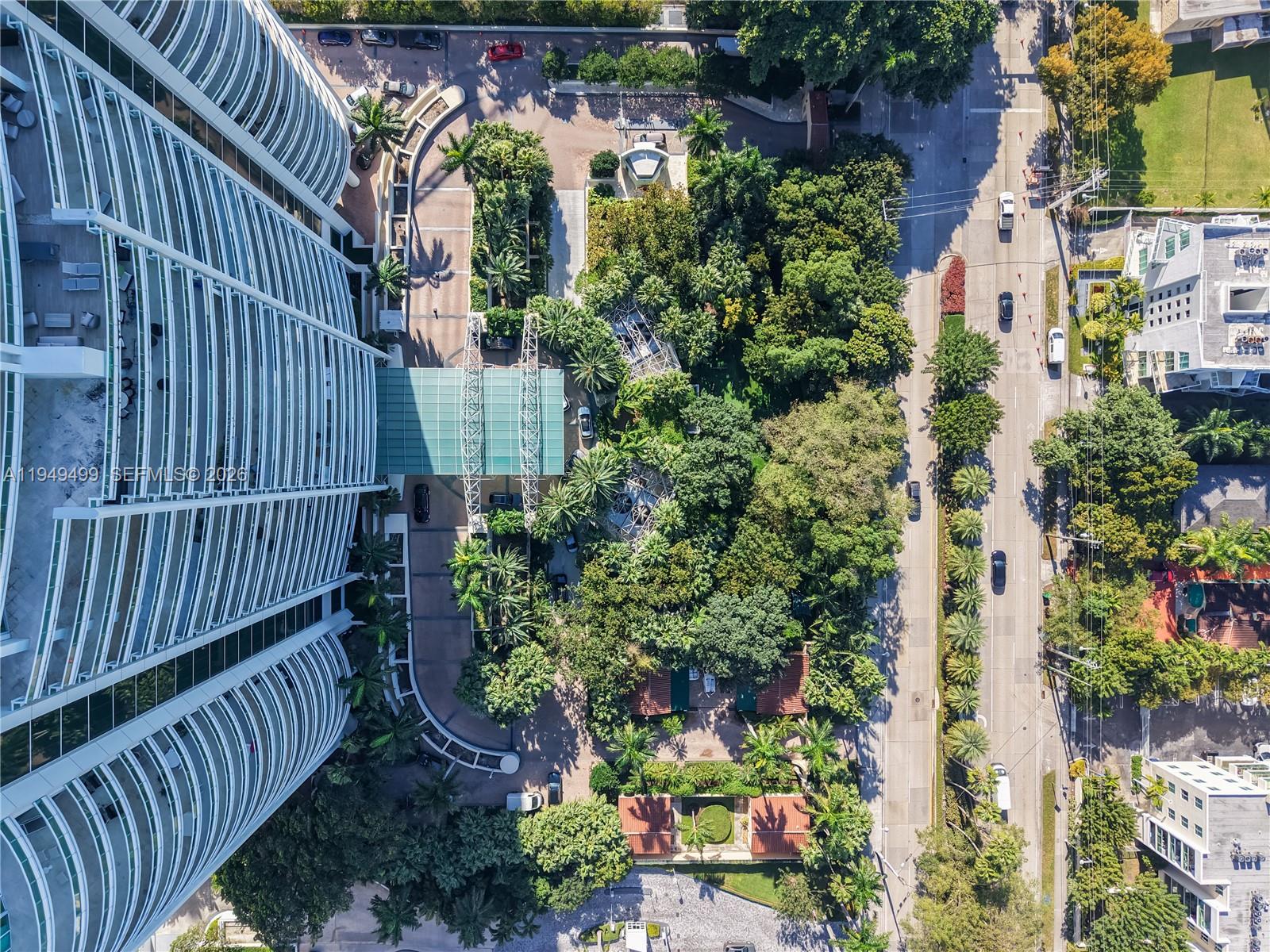 SANTA MARIA CONDO - Residential