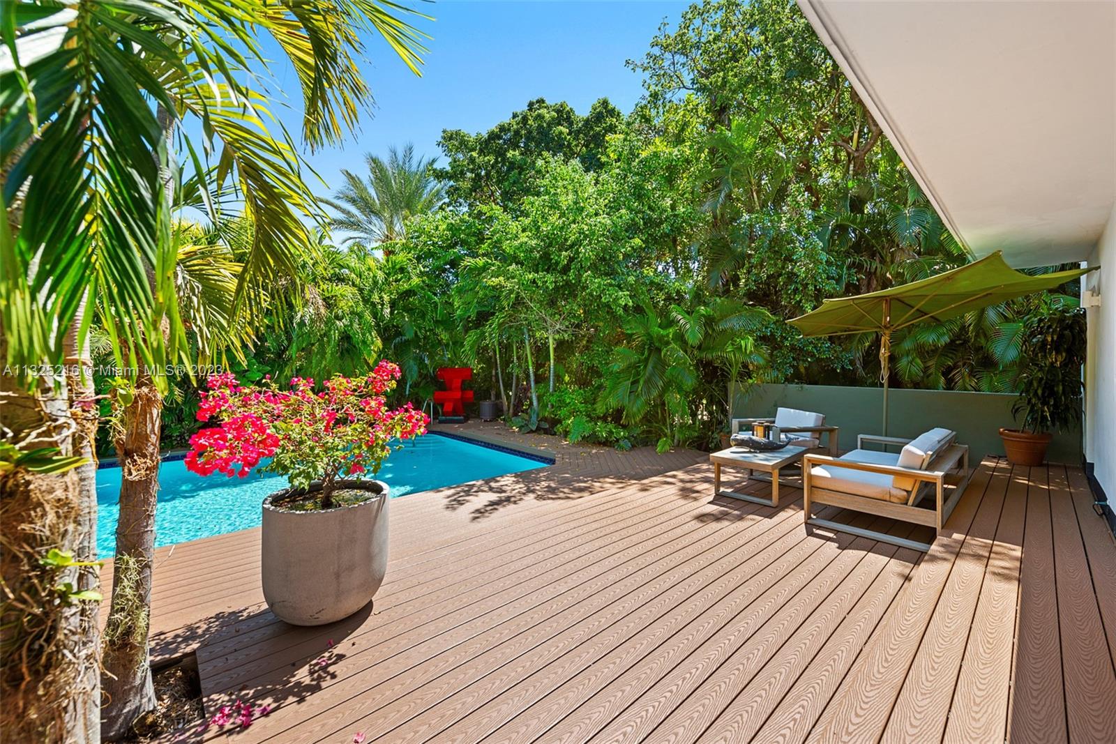 SUNSET ISLANDS-ISLAND NO - Residential