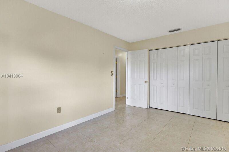 KENDALL PLACE - Residential