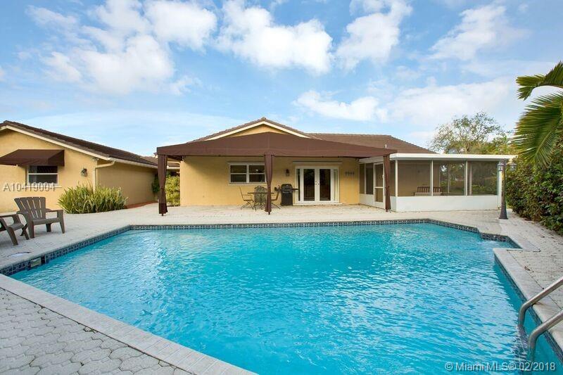 KENDALL PLACE - Residential