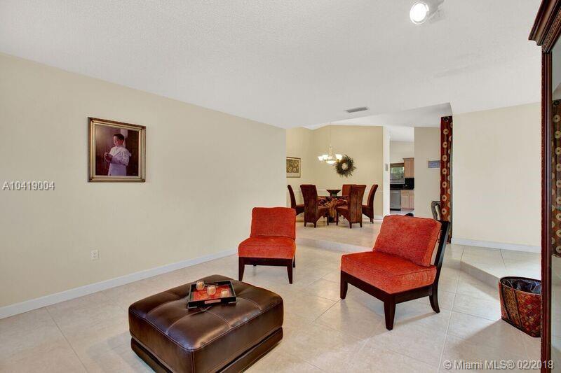 KENDALL PLACE - Residential