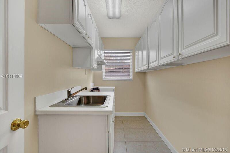 KENDALL PLACE - Residential