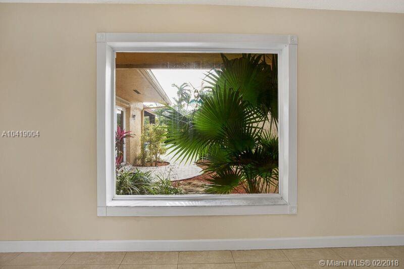 KENDALL PLACE - Residential