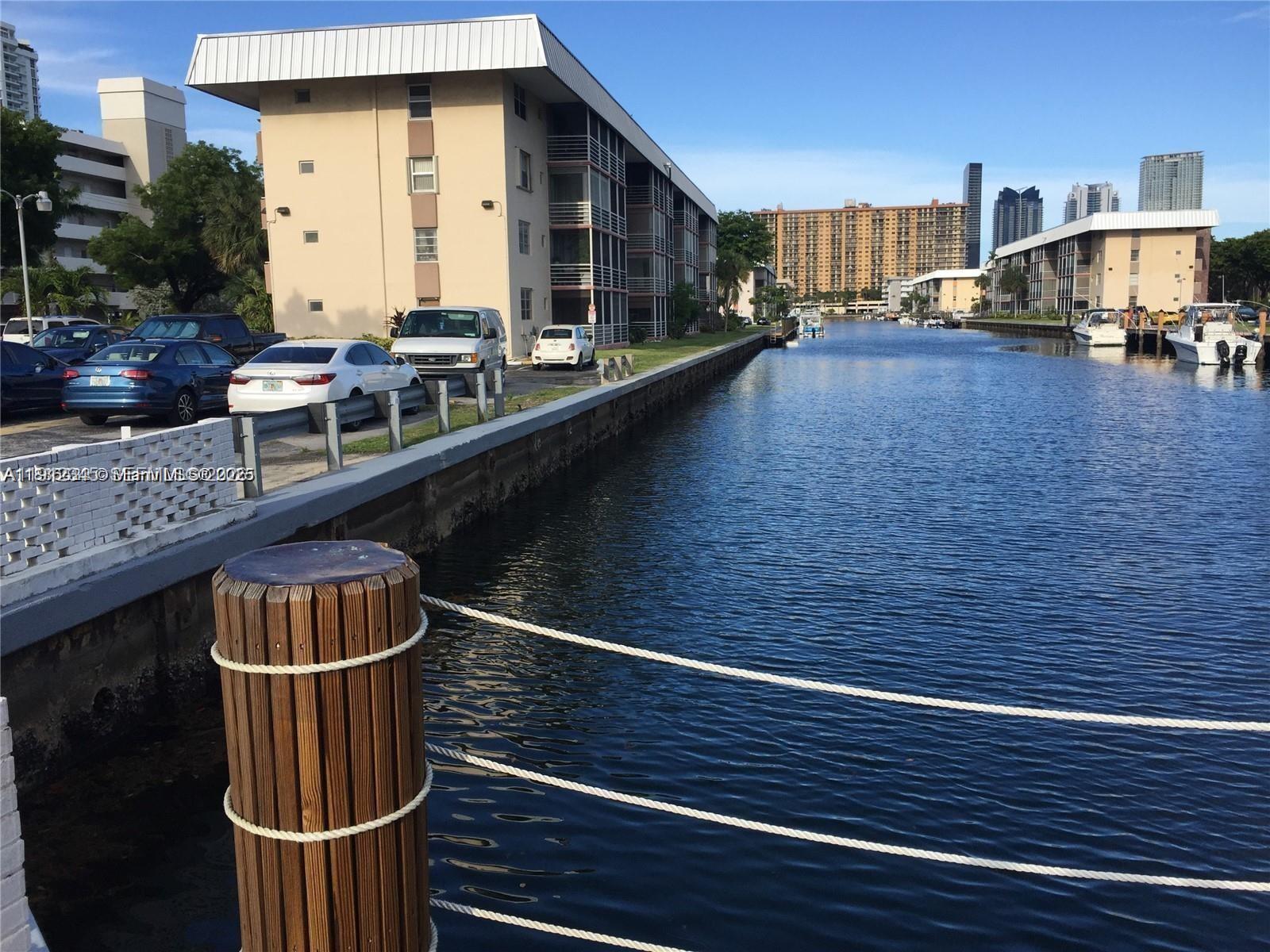 EDEN ISLES CONDO PART 1 - Residential