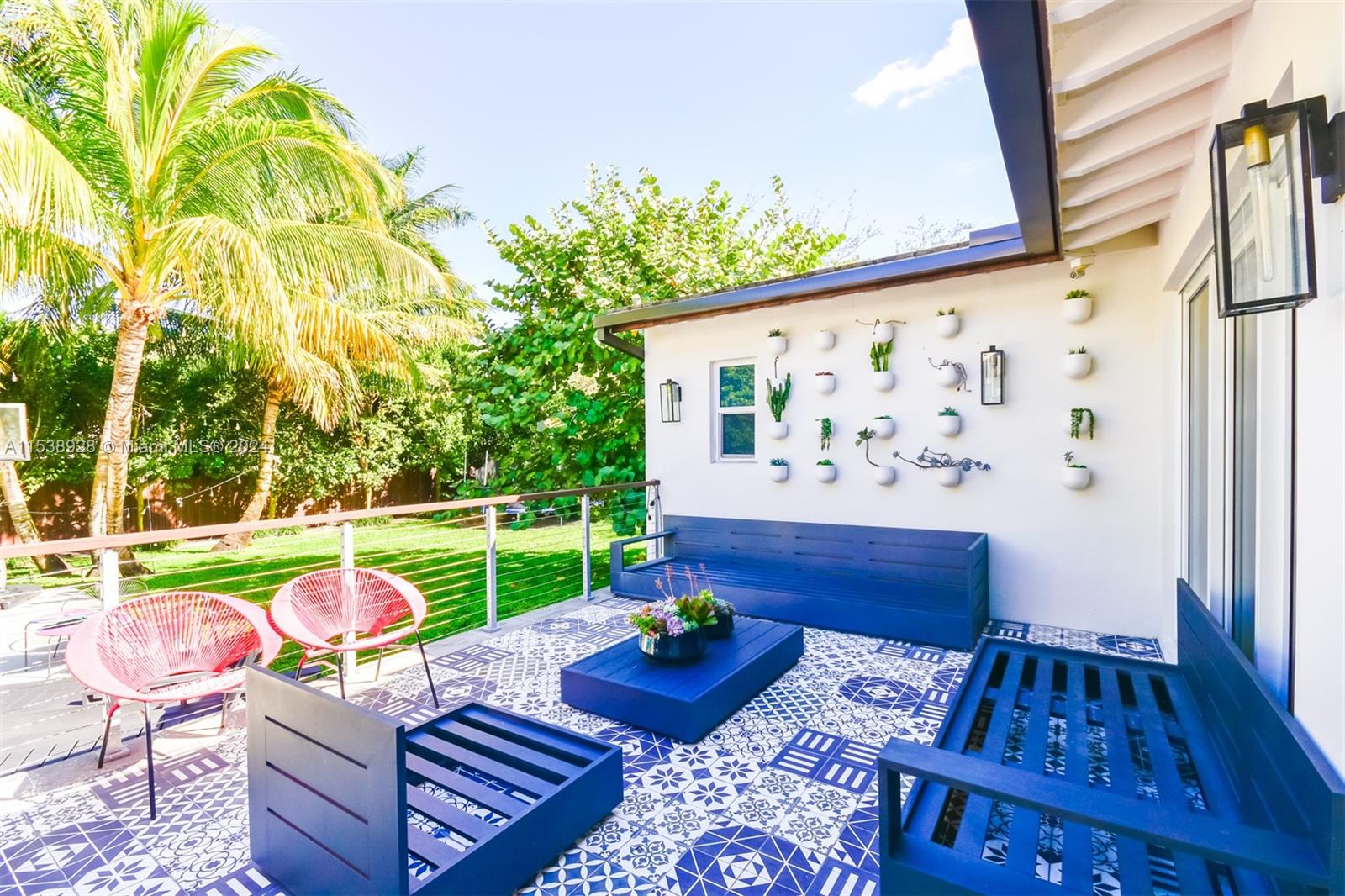 BAYSHORE PLAZA UNIT NO 6 - Residential