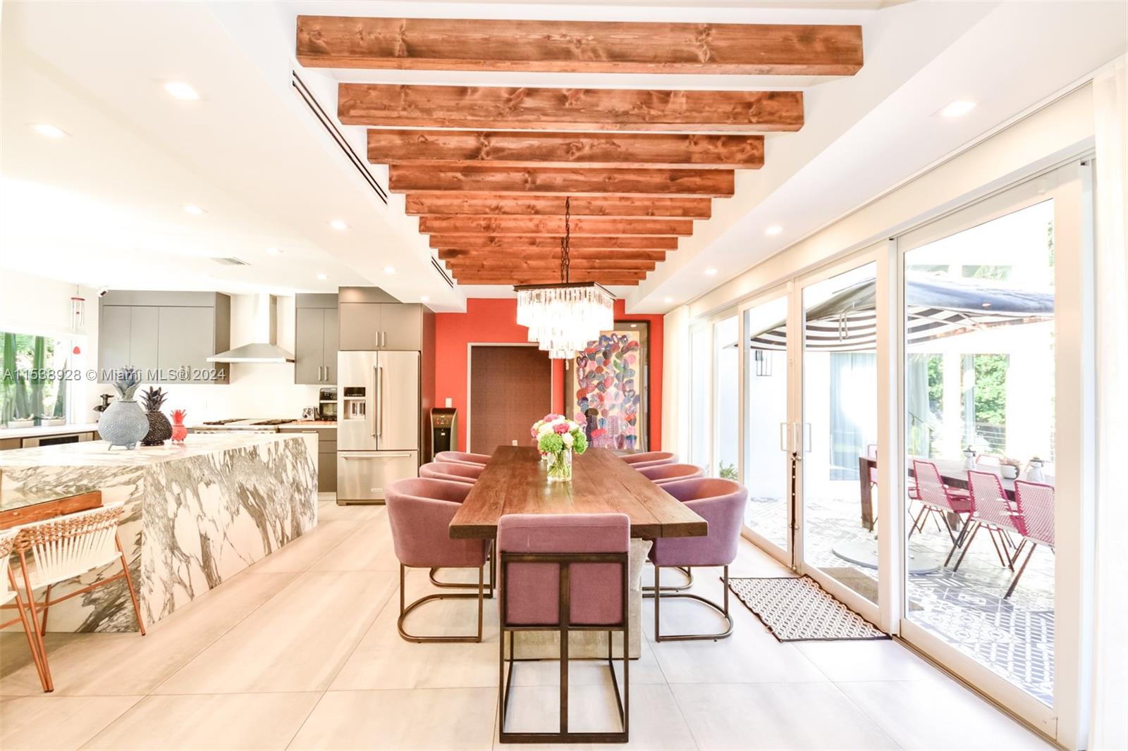 BAYSHORE PLAZA UNIT NO 6 - Residential