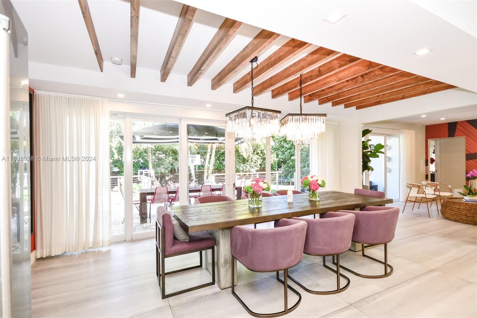 BAYSHORE PLAZA UNIT NO 6 - Residential