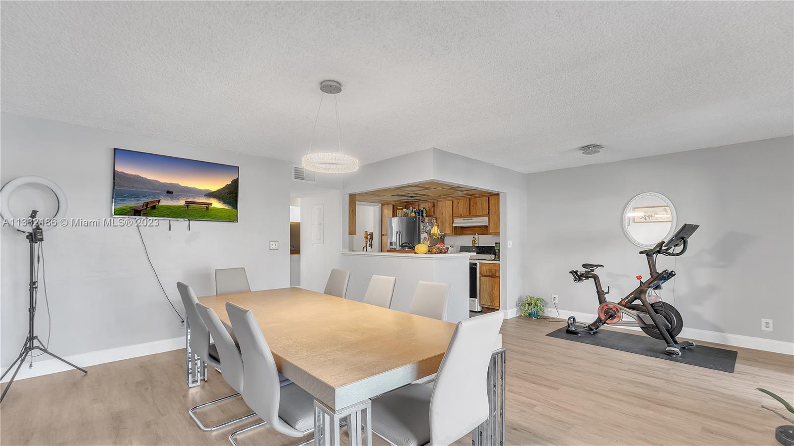 SADDLE-UP PLAT - Residential