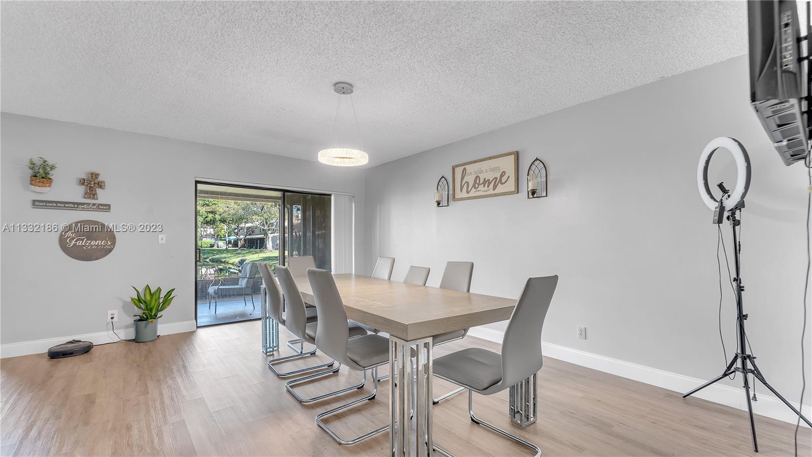 SADDLE-UP PLAT - Residential